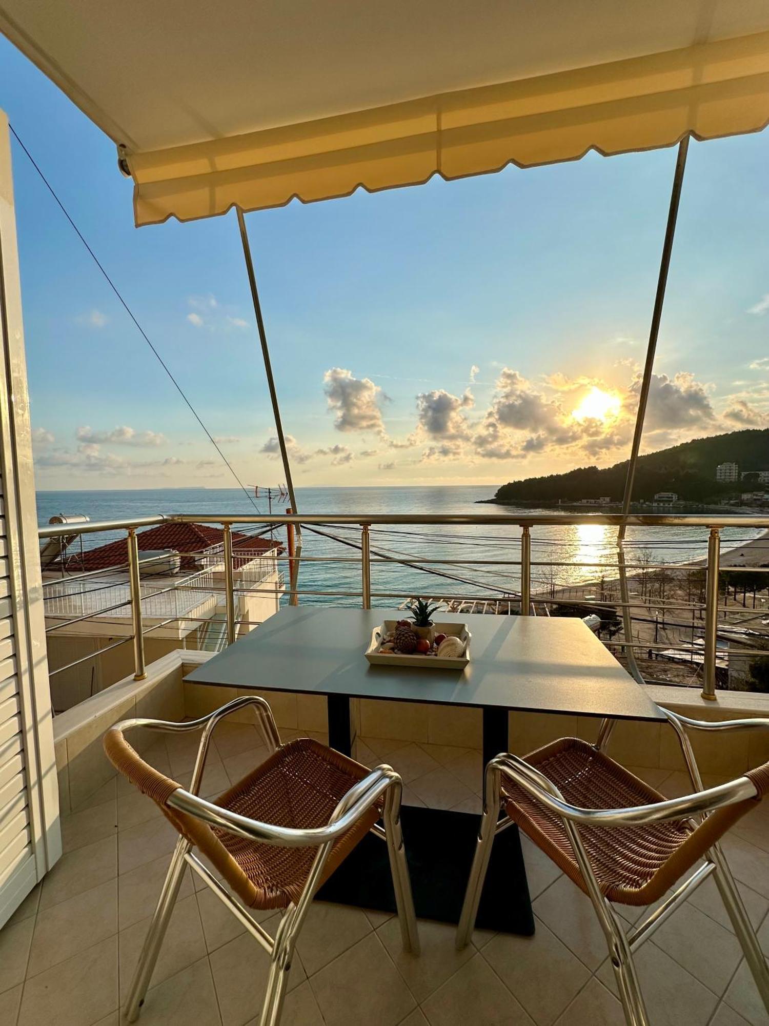 Fane'S Apartments Himare Luaran gambar
