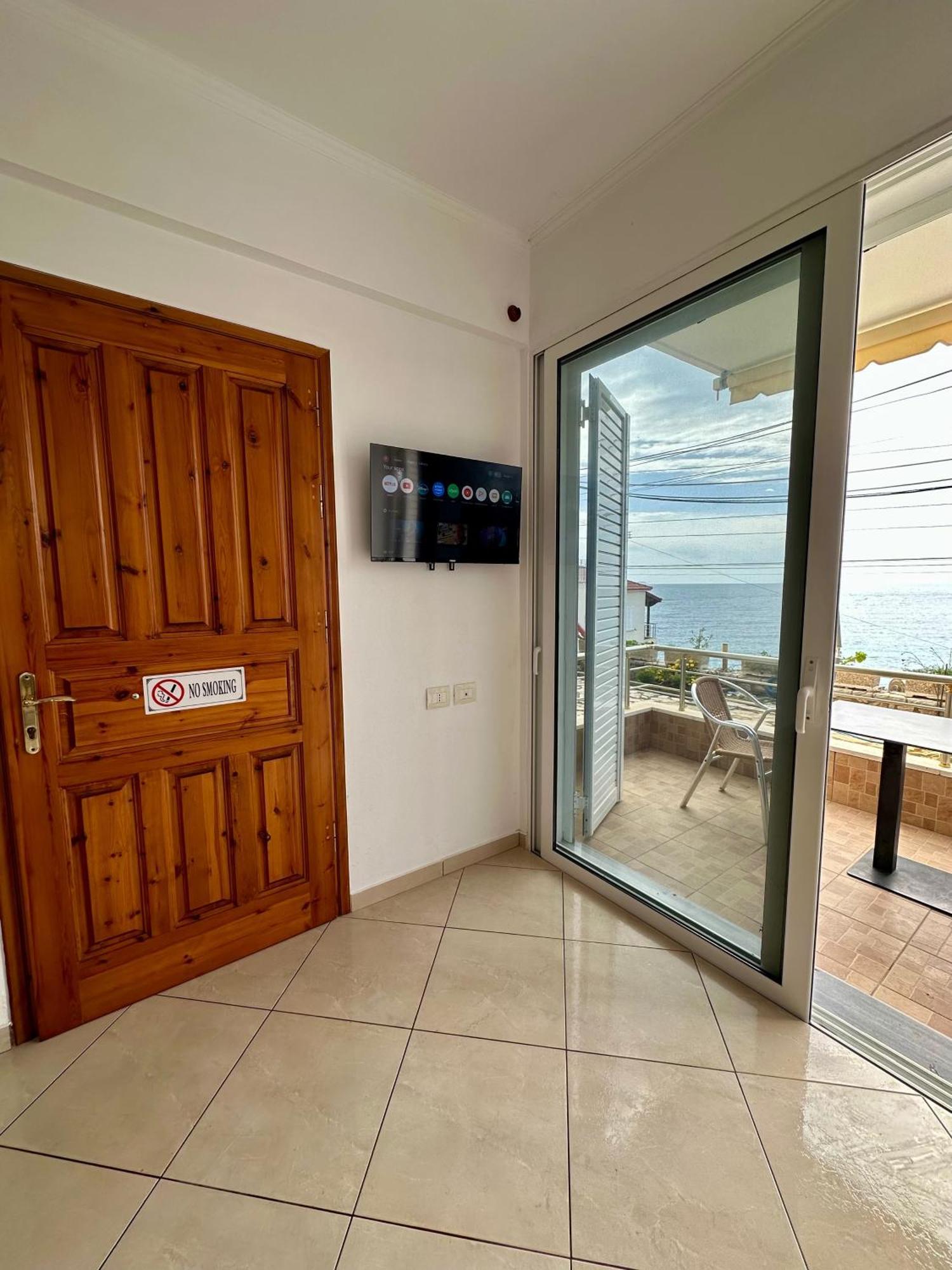 Fane'S Apartments Himare Luaran gambar
